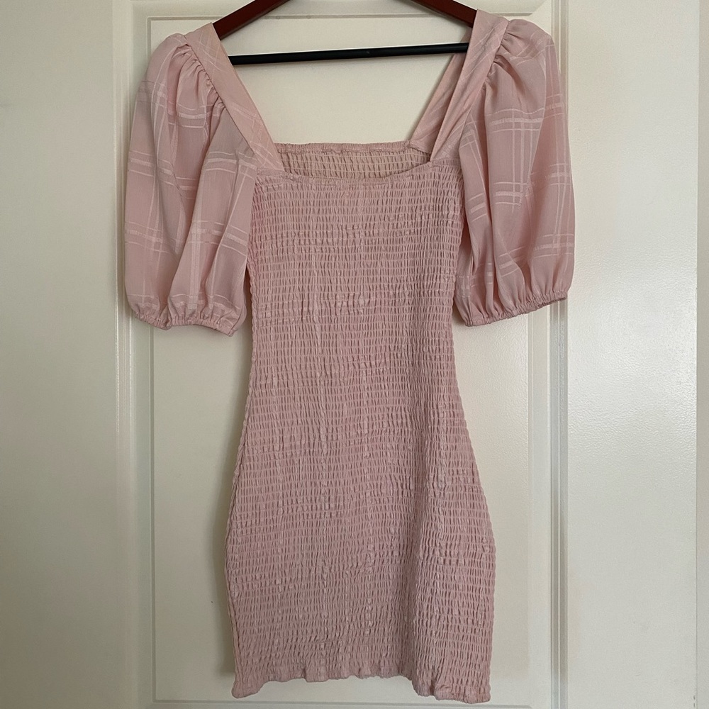 LPA Smocked Dress w Luff sleeve / size Small